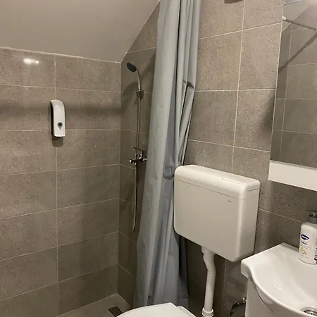 N&m Apartmán Temerin