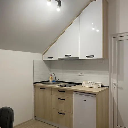 N&m Apartmán Temerin